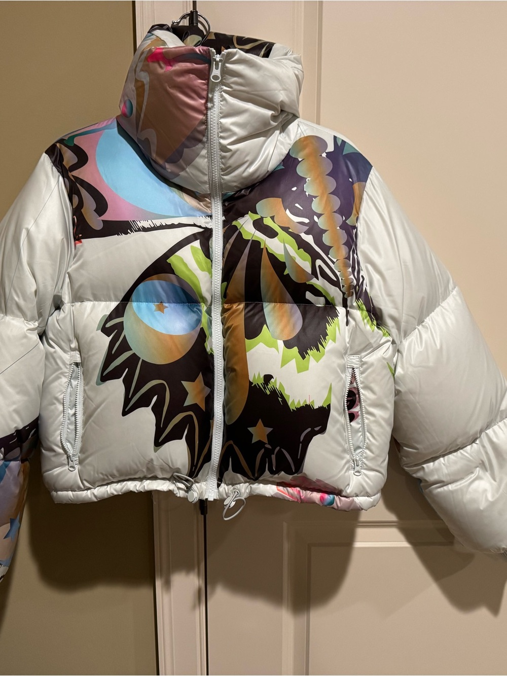Cynthia Rowley White Puffer Jacket with Multicolor Graphic - Picture 5 of 6